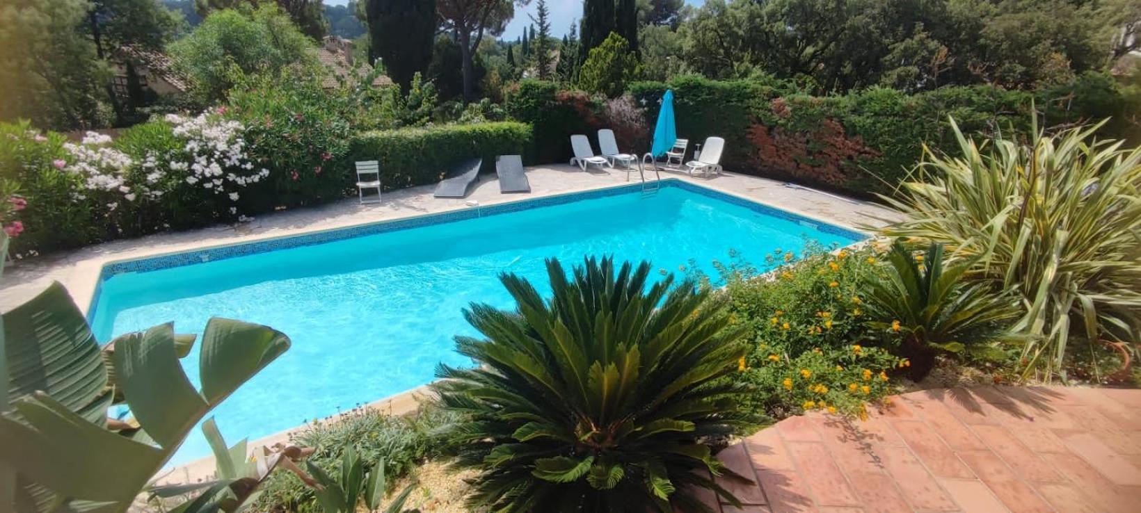 Villa La Louviere Valmer Golfe De Saint Tropez *