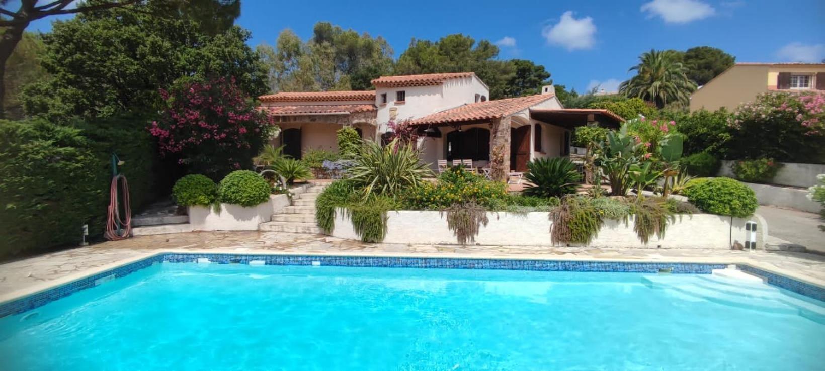 La Louviere Valmer Golfe De Saint Tropez *