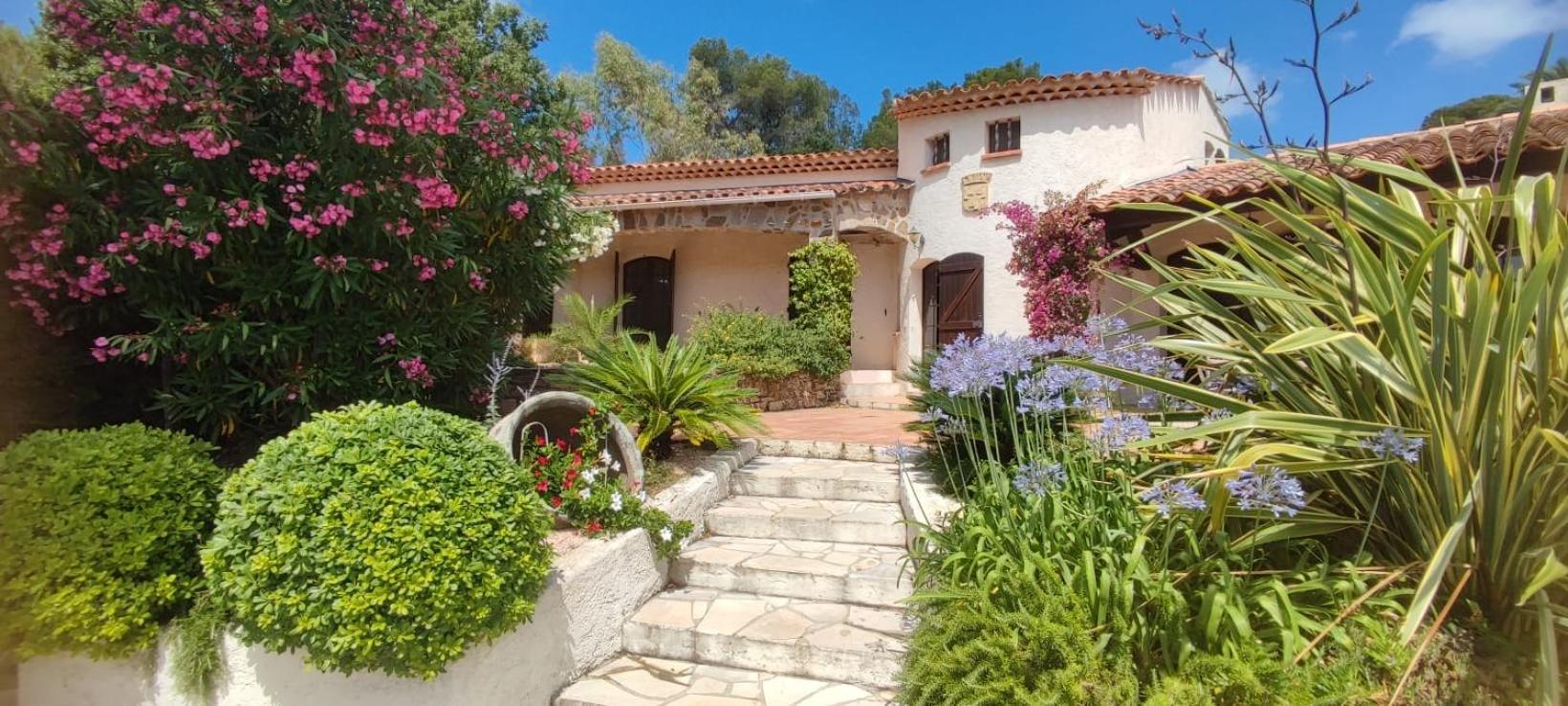 La Louviere Valmer Golfe De Saint Tropez